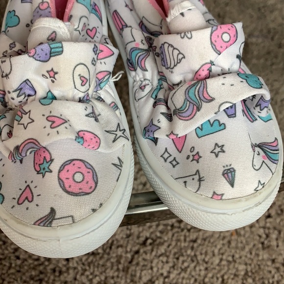 Limited Too Ruffle Slip On Shoes - Picture 2 of 8